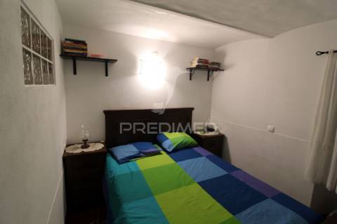 Moradia geminada t3 | centro da vila | pronta a habitar