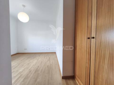Apartamento r/c t3 | vila nova da barquinha - santarém