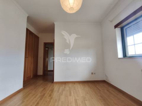 Apartamento r/c t3 | vila nova da barquinha - santarém