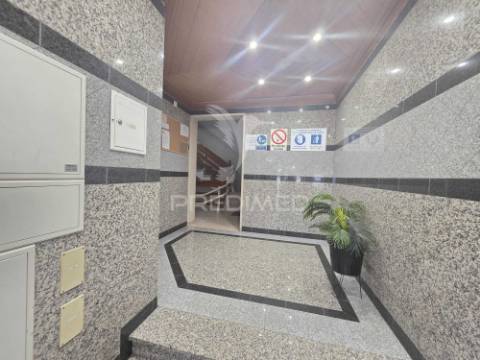 Apartamento r/c t3 | vila nova da barquinha - santarém