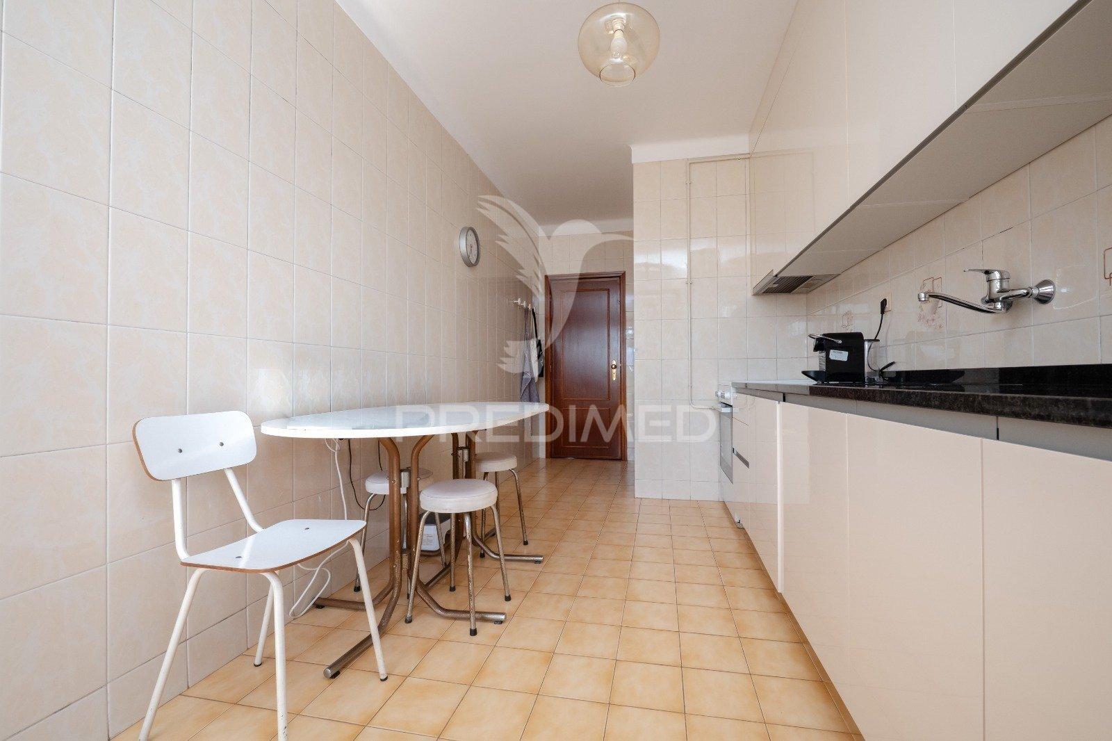 Apartamento tipologia t3 centro de barcelos, junto ao ipca