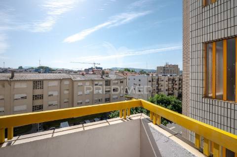 Apartamento tipologia t3 centro de barcelos, junto ao ipca