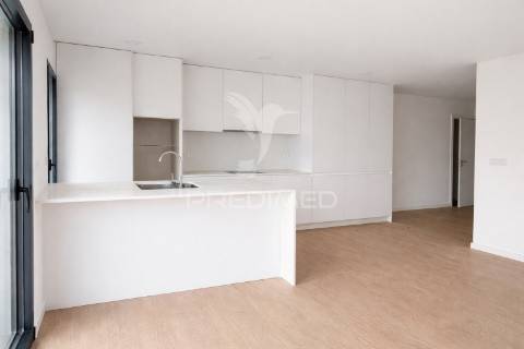 Apartamento t2 duplex novo com terraço na cobertura | esgueira, aveiro
