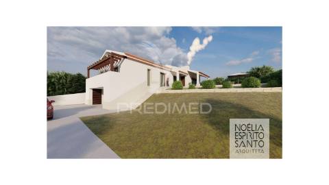 Moradia v3 com projeto em aprovação, pinhel, ourém