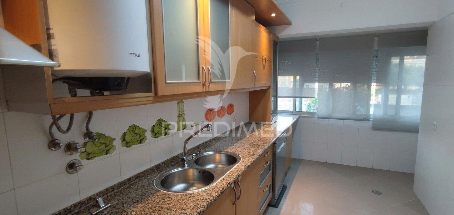 Apartamento t2 em alhandra