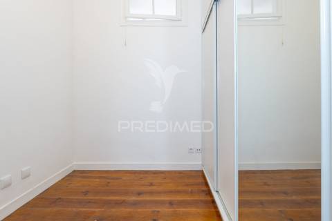 Apartamento t1+1 com vista rio junto museu da arte antiga