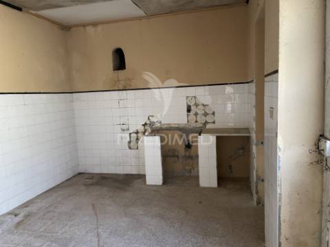 Casa restauro com projeto aprovado - tougues
