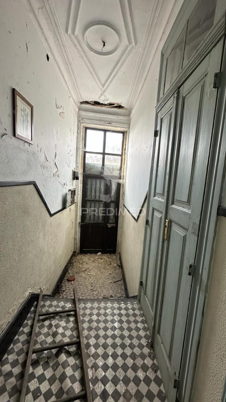 Moradia independente a 5 minutos do hospital de são joão