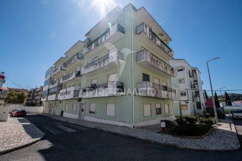 Apartamento t2 azambuja