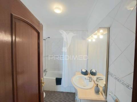 Vilamoura -  t3 com vista golfe, piscina e garagem em condomínio privado
