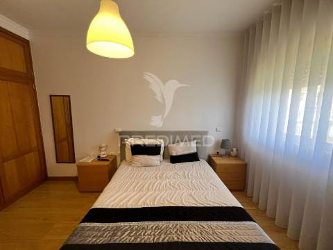Apartamento t2 | trofa | junto à estação de comboios e variante