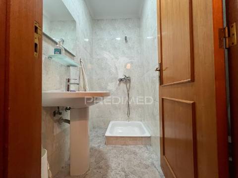 Apartamento t2 | trofa | junto à estação de comboios e variante