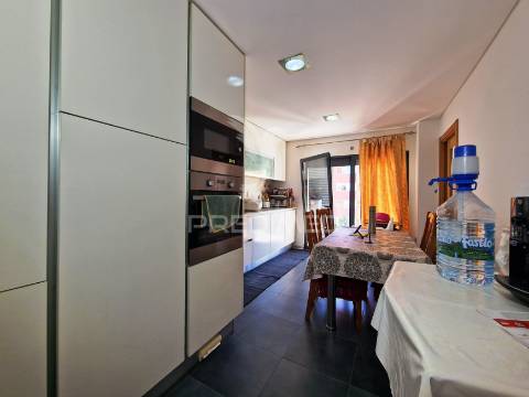 Apartamento à venda em rua raúl costa fernandes s/n, ramada e caneças