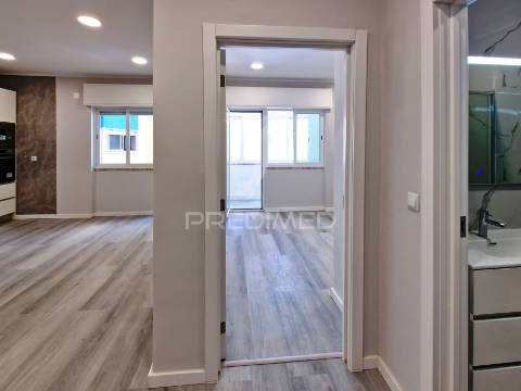 Apartamento t1 à venda no centro da amadora