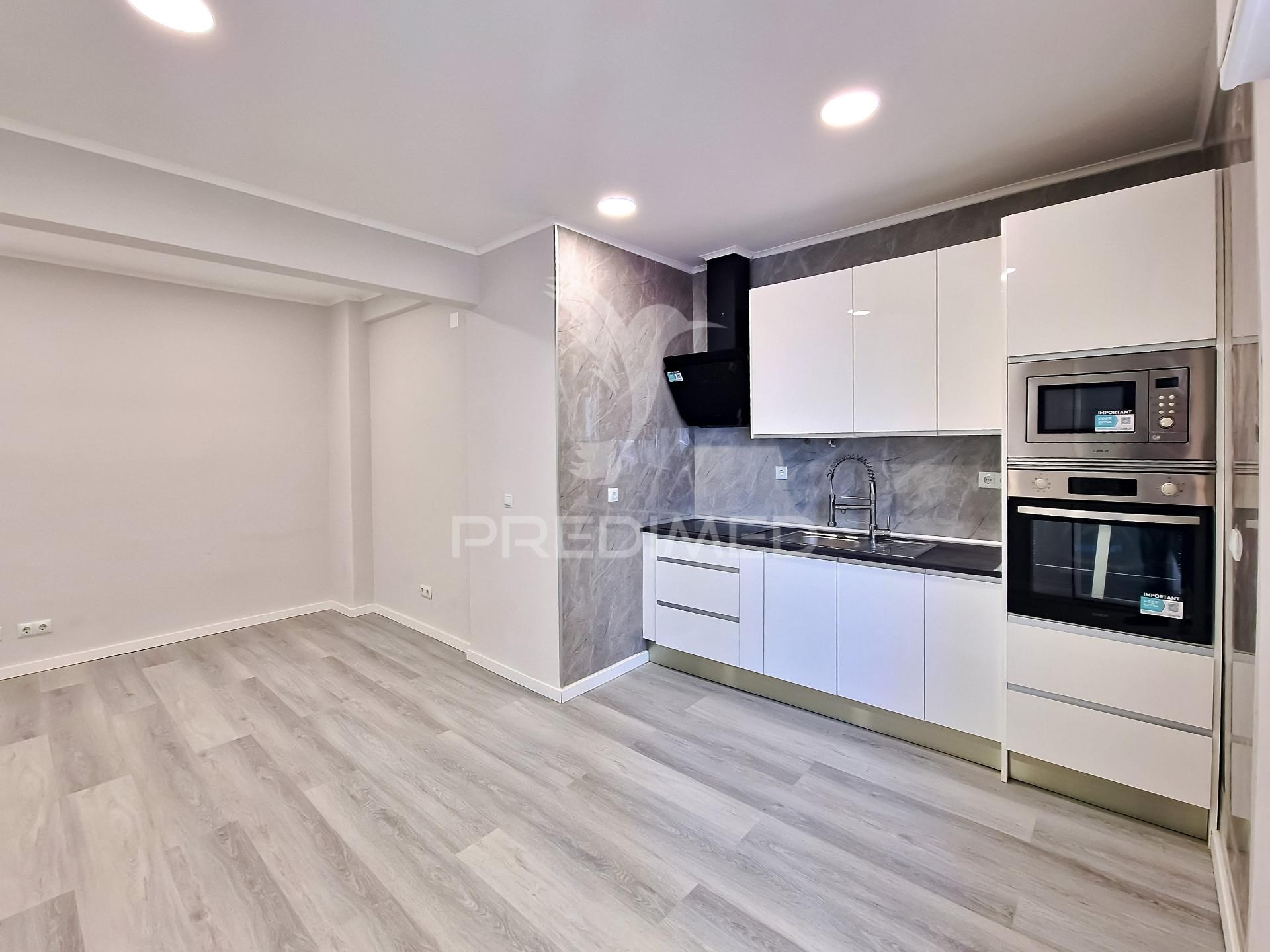 Apartamento t1 à venda no centro da amadora