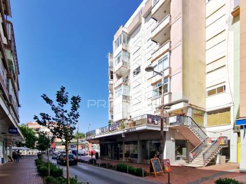 Apartamento t1 à venda no centro da amadora