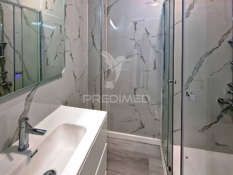 Apartamento t1 à venda no centro da amadora