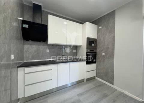 T1 totalmente remodelado | pronto a habitar | excelente oportunidade!