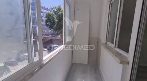T1 totalmente remodelado | pronto a habitar | excelente oportunidade!