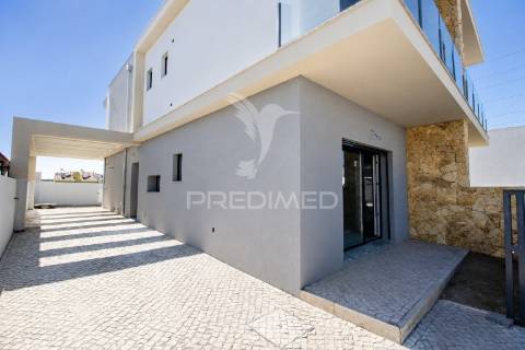 Moradia t3, qtª das laranjeiras