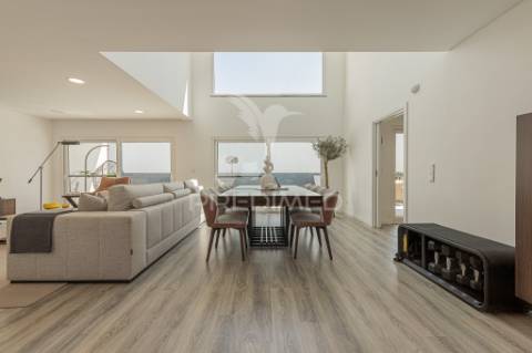 Moradia 4 suites, aroeira