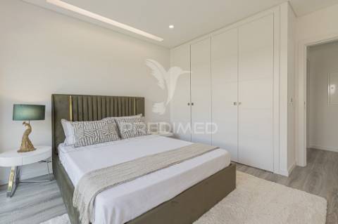 Moradia 4 suites, aroeira