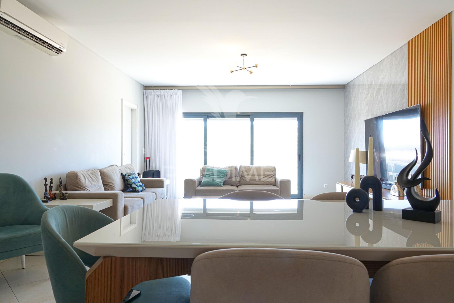 Apartamento t4 na prestigiada urbanização dos pinheiros – abrantes.