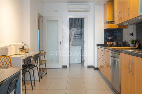 Apartamento t4 na prestigiada urbanização dos pinheiros – abrantes.