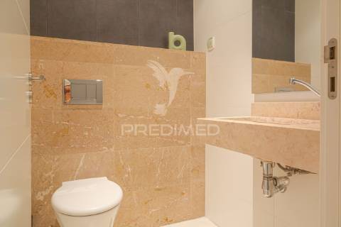 Apartamento t4 na prestigiada urbanização dos pinheiros – abrantes.