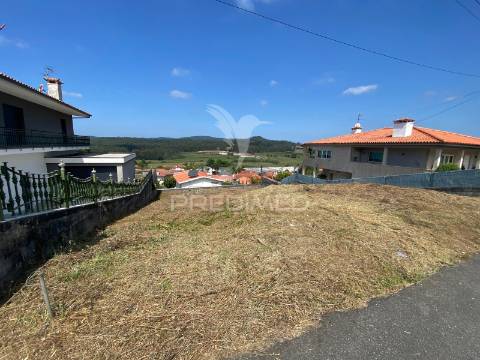 Lote de terreno para construção