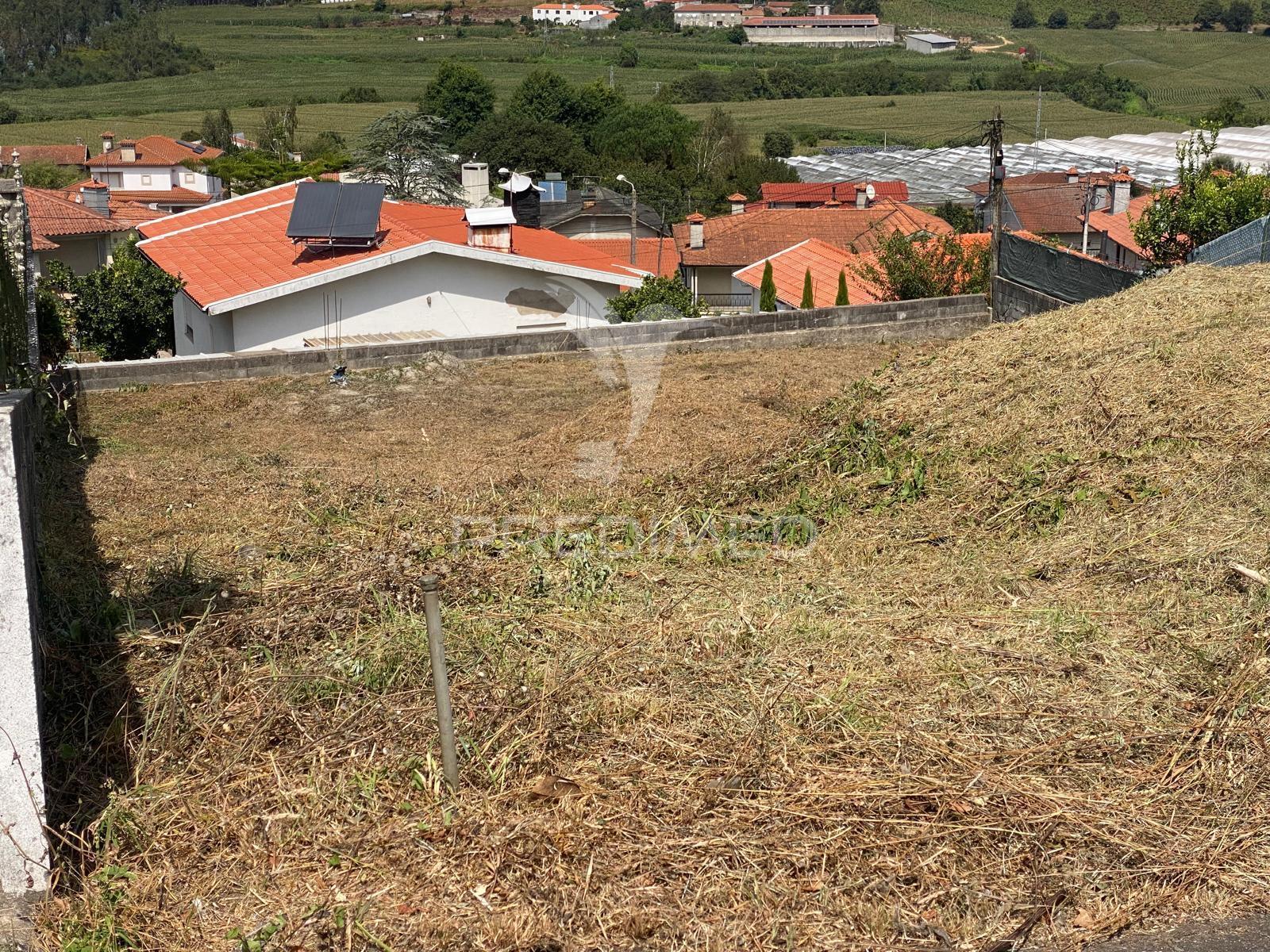 Lote de terreno para construção