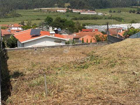 Lote de terreno para construção