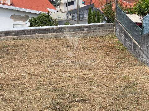 Lote de terreno para construção