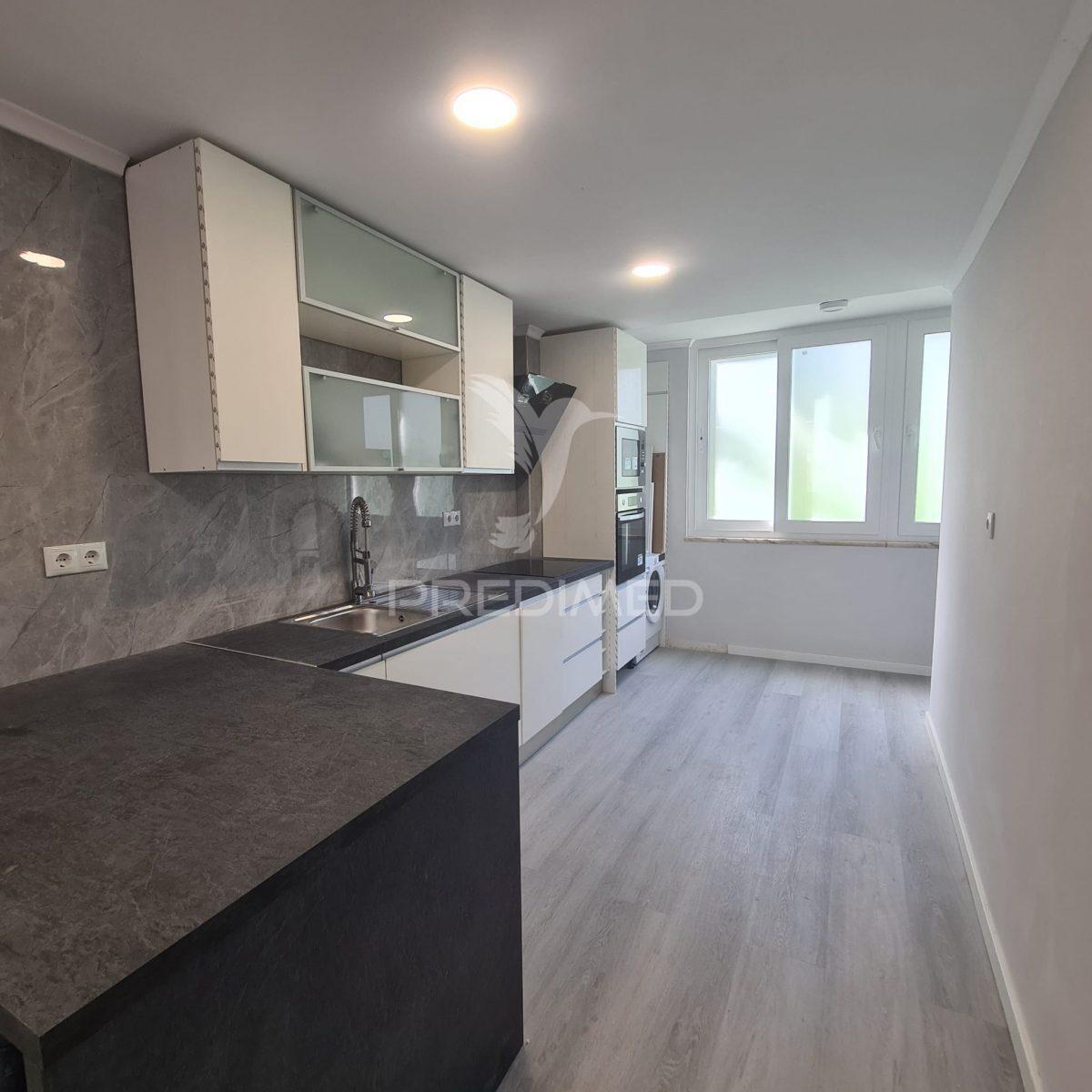 Apartamento t2 remodelado benfica – lisboa