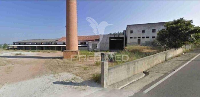 Unidade industrial de cerâmica com 28.840m² | santarém