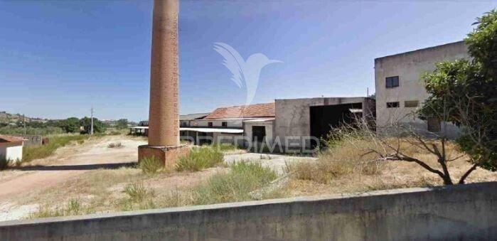 Unidade industrial de cerâmica com 28.840m² | santarém