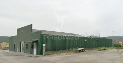 Armazém industrial com potencial comercial em préstimo - águeda