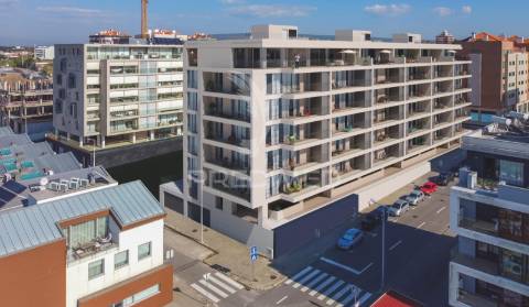 Apartamento t3 com 197m2