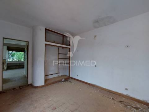 Moradia t3 térrea, terreno 950m2, com piscina em vale navio