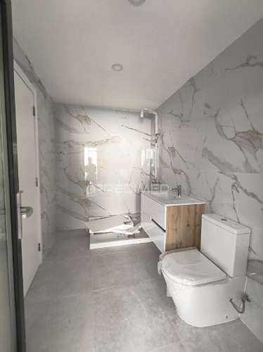 Moradia isolada com piscina – possibilidade de permuta