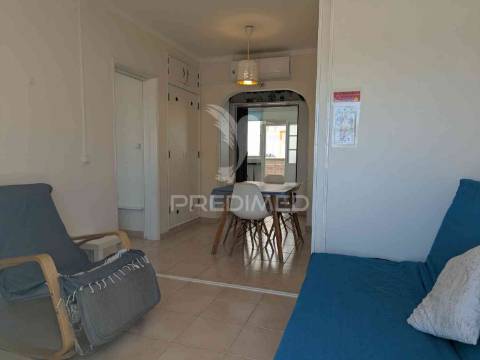 T1 com vista mar em monte gordo, para arrendamento
