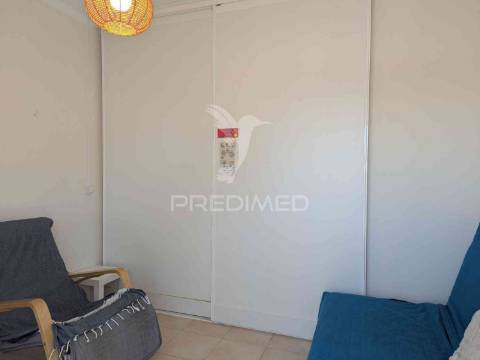 T1 com vista mar em monte gordo, para arrendamento