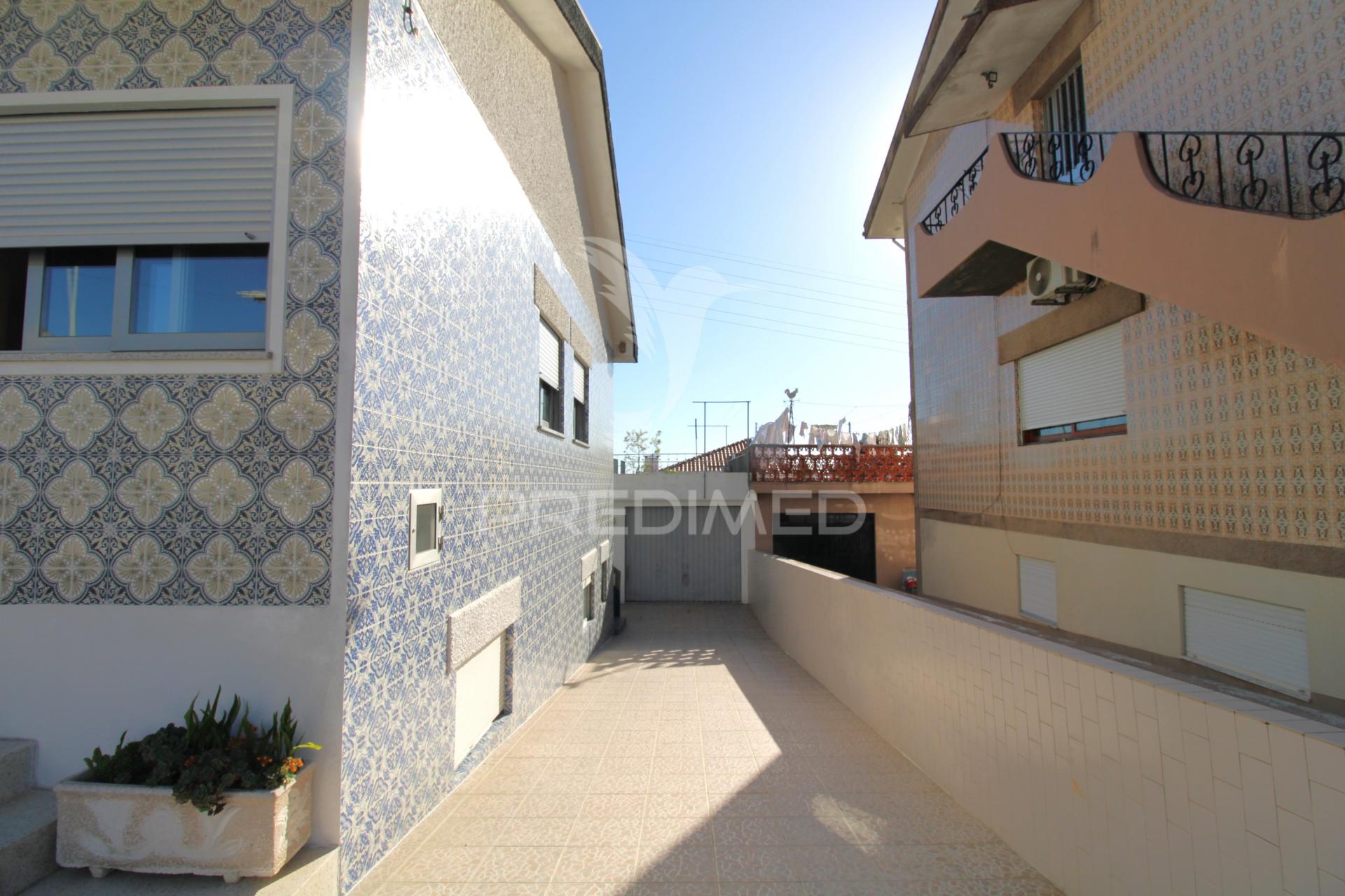 Moradia t4 com potencial bi-familiar em ermesinde