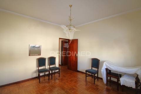 Moradia t4 com potencial bi-familiar em ermesinde