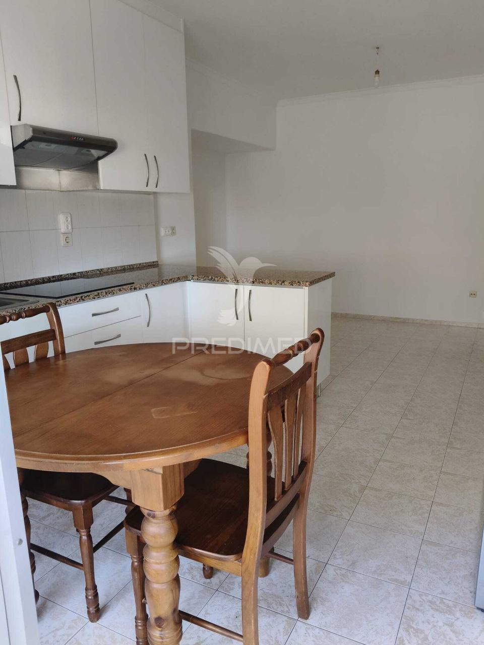 Apartamento t1 para arrendamento ,  quinta da tendeirinha
