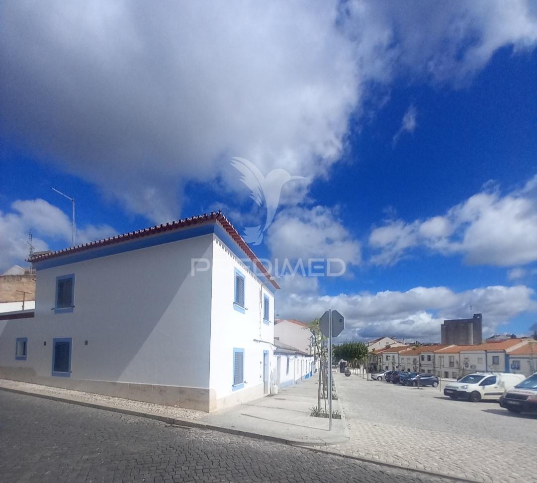 Moradia t2 r/c 1ºandar