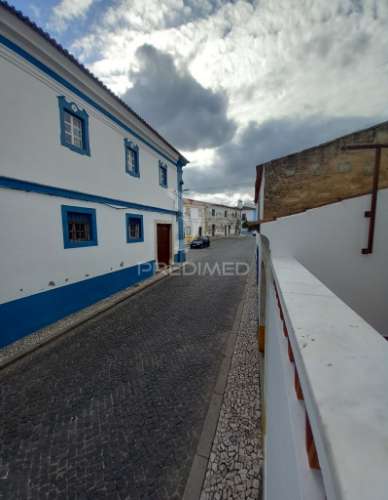 Moradia t2 r/c 1ºandar