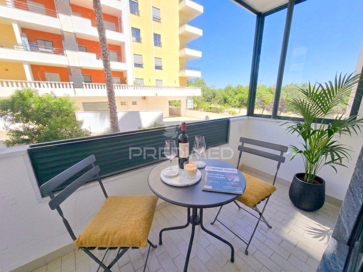 Oportunidade única de investimento em lagos: escritório premium adaptado para corporate housing