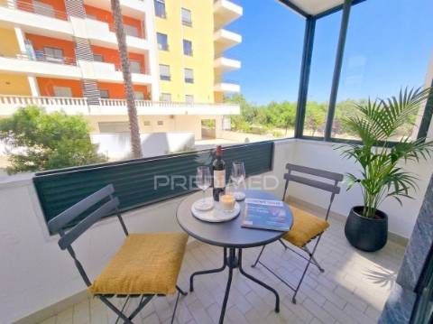 Oportunidade única de investimento em lagos: escritório premium adaptado para corporate housing