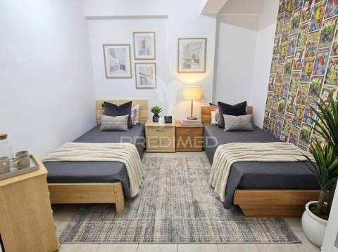 Oportunidade única de investimento em lagos: escritório premium adaptado para corporate housing